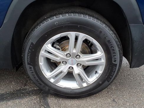 Certified 2022 GMC Terrain SLE image 31