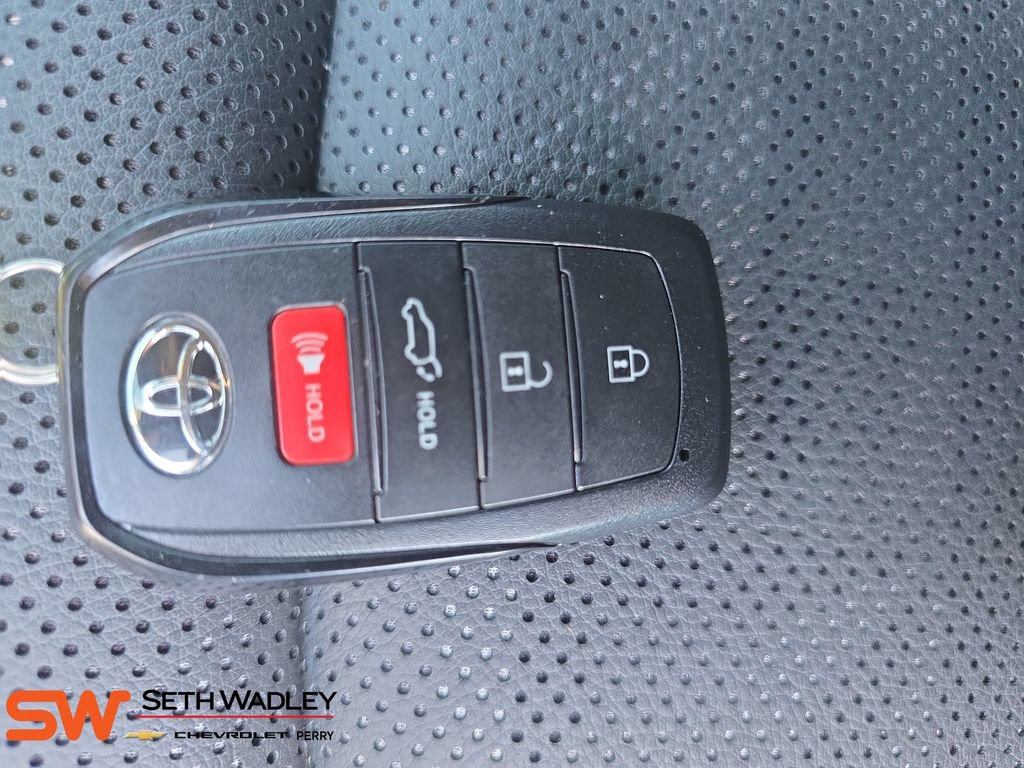 Used 2026 Toyota 4Runner TRD Off-Road Premium AWD/4WD image 35