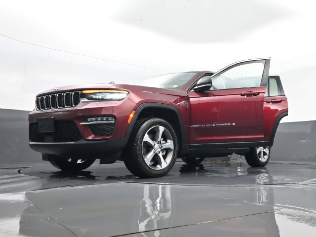 Used 2023 Jeep Grand Cherokee 4WD 4xe image 36