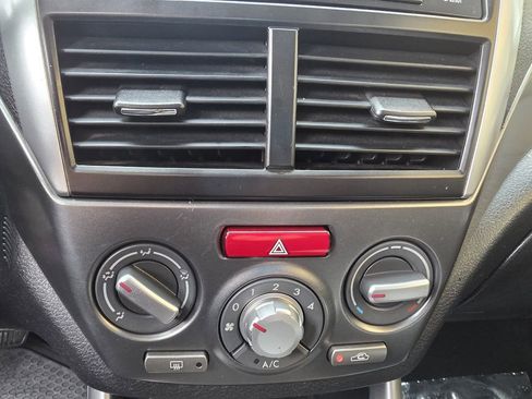 Used 2011 Subaru Forester 2.5X Premium w/ Rugged Pkg 1F image 19