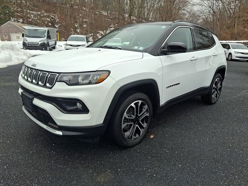 Used 2022 Jeep Compass Limited AWD/4WD image 6