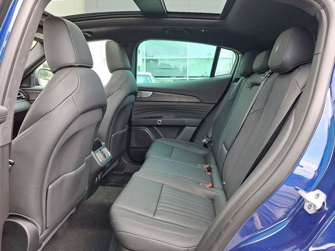 Used 2025 Maserati Grecale Modena AWD/4WD image 26