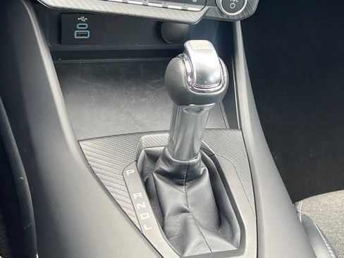Used 2025 Ford Mustang Convertible RWD image 28