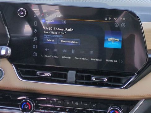 New 2026 Chevrolet Equinox ACTIV w/ Safety and Technology Package FWD image 17