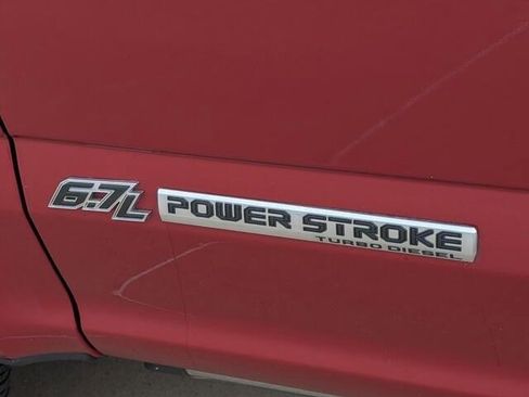 Used 2021 Ford F250 Lariat w/ Lariat Ultimate Package image 9