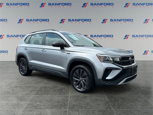 Used 2022 Volkswagen Taos S image 7