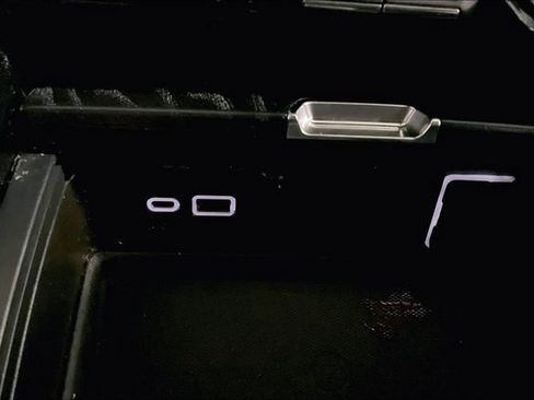 Used 2023 GMC Yukon Denali image 33