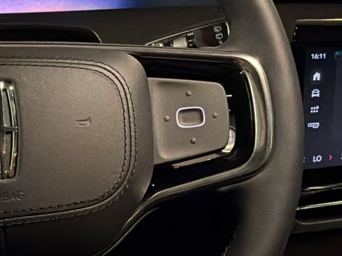 New 2026 Lincoln Nautilus Reserve AWD/4WD image 20
