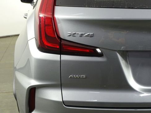 Used 2024 Cadillac XT4 Premium Luxury image 46