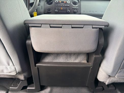 Used 2015 Ford F350 XL w/ Power Equipment Group image 26