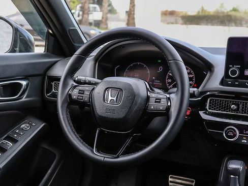 Used 2024 Honda Civic Sport image 17