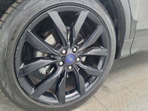 Used 2018 Ford Escape SE w/ SE Sport Appearance Package image 31