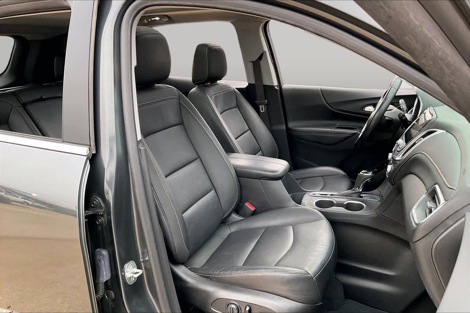 Used 2021 Chevrolet Equinox Premier FWD image 10