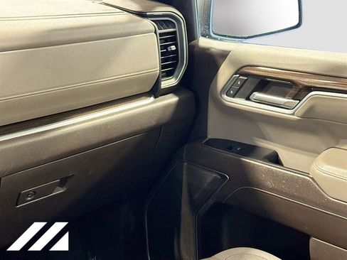 Used 2022 Chevrolet Silverado 1500 LT AWD/4WD image 24