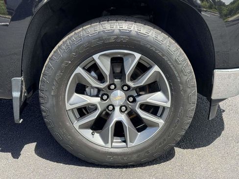 Used 2022 Chevrolet Silverado 1500 LT w/ Protection Package AWD/4WD image 26