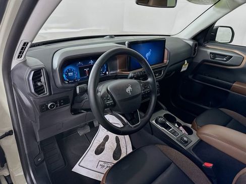 Used 2025 Ford Bronco Sport Outer Banks w/ Outer Banks Tech Package+ AWD/4WD image 15