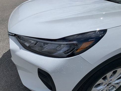 New 2025 Ford Escape Active w/ Tech Pack #1 FWD image 9