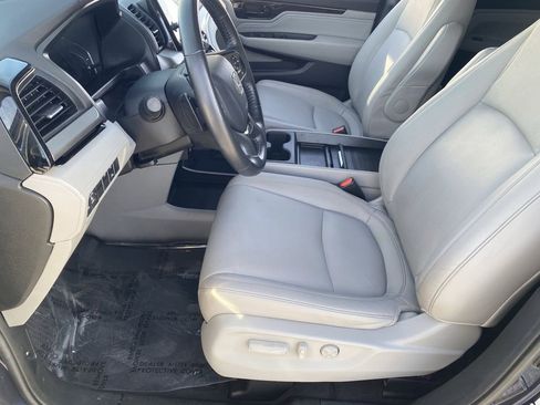 Certified 2024 Honda Odyssey Touring image 14