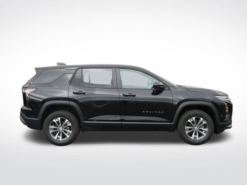 New 2026 Chevrolet Equinox LT AWD/4WD image 2