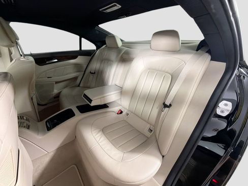 Used 2015 Mercedes-Benz CLS 400 image 25