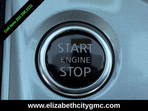 Used 2025 Nissan Altima 2.5 SV FWD image 29