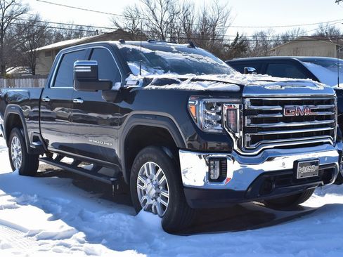 Used 2020 GMC Sierra 2500 SLT w/ SLT Convenience Package image 3