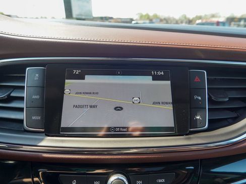 Used 2019 Buick Enclave Avenir w/ Avenir Technology Package AWD/4WD image 30