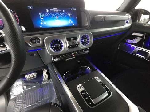 Used 2025 Mercedes-Benz G 550 w/ Manufactur Interior Package image 15
