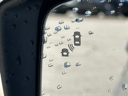 New 2025 Nissan Versa SV w/ Trunk Package image 15