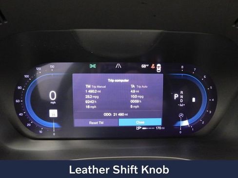 Used 2023 Volvo XC60 B5 Plus w/ Protection Package Premier image 32