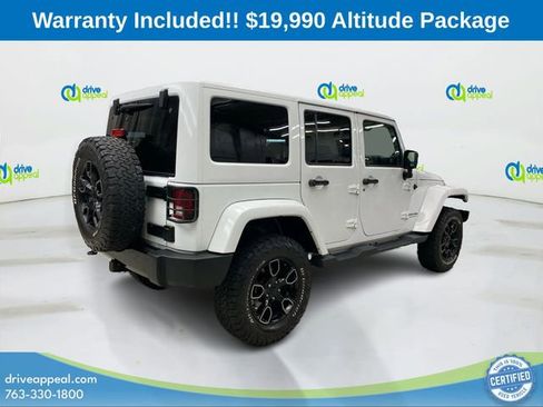 Used 2018 Jeep Wrangler Unlimited Sahara image 5