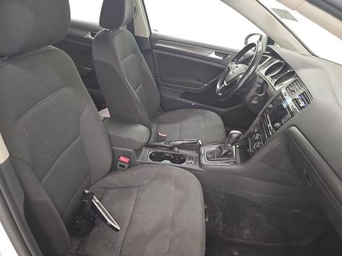 Used 2019 Volkswagen Golf S FWD image 6