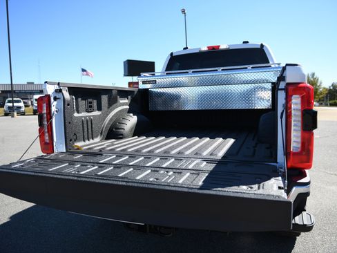 New 2026 Ford F250 Lariat image 18