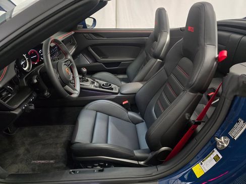 Used 2023 Porsche 911 Carrera GTS RWD image 13