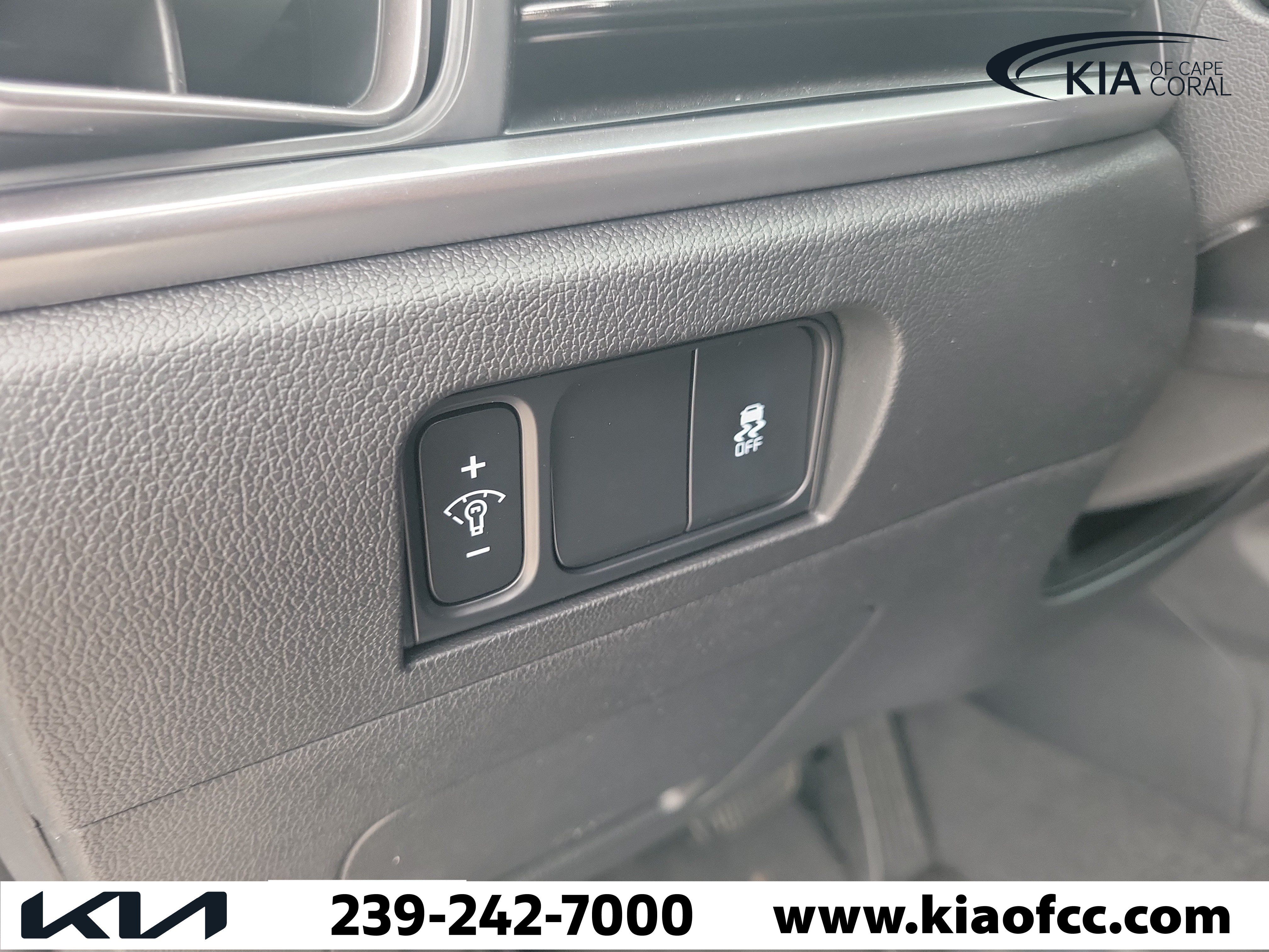 New 2026 Kia Sorento LX FWD image 27