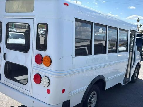 Used 2012 Chevrolet Express 3500 w/ School Bus Package image 31