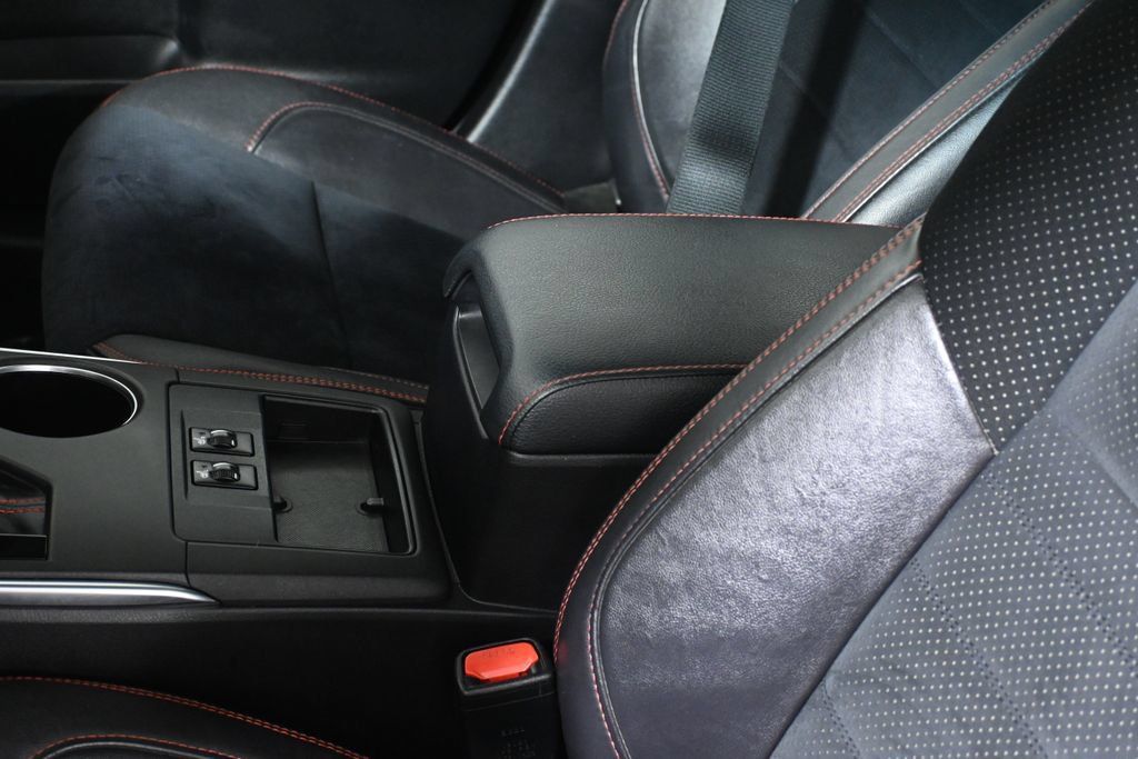 Used 2016 Toyota Camry XSE w/ Moonroof Package FWD image 26