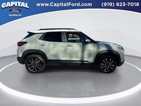 Used 2024 Chevrolet TrailBlazer ACTIV w/ Convenience Package image 9