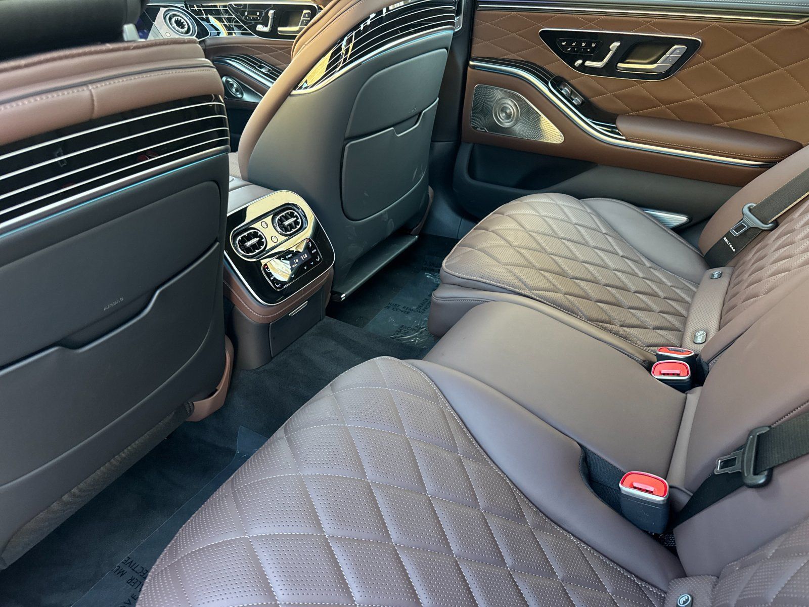 New 2027 Mercedes-Benz S 580 4MATIC Sedan image 11