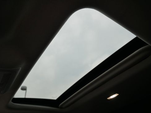 Used 2023 MAZDA CX-30 AWD 2.5 S w/ Premium Package image 30