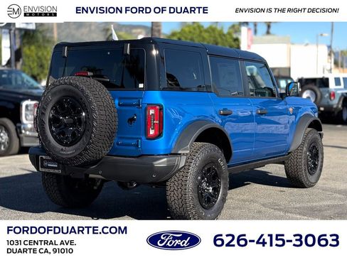 New 2025 Ford Bronco Badlands image 9