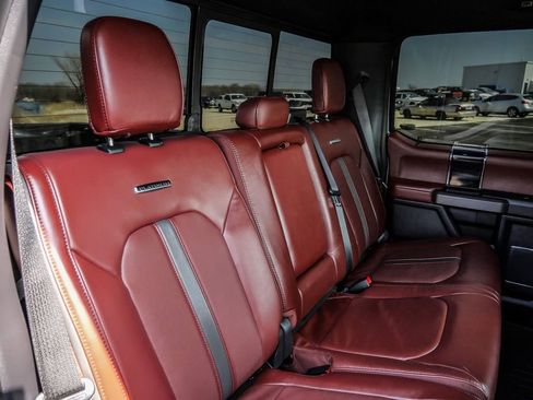 Used 2022 Ford F250 Platinum w/ FX4 Off-Road Package image 21