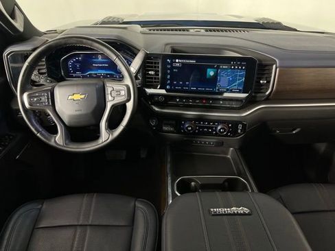 Used 2024 Chevrolet Silverado 3500 High Country w/ Technology Package AWD/4WD image 11