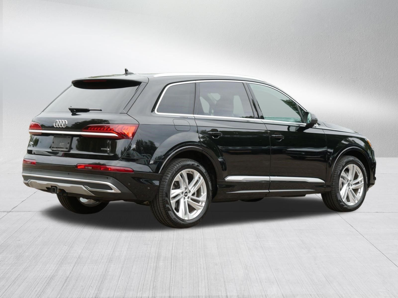 Used 2023 Audi Q7 3.0T Premium Plus AWD/4WD image 7