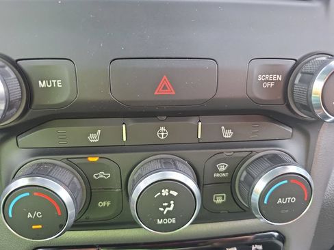 Used 2021 RAM 1500 Big Horn AWD/4WD image 28