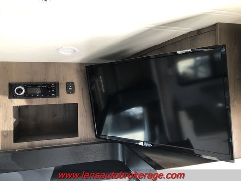 Used 2019 Mercedes-Benz Sprinter 170 image 18