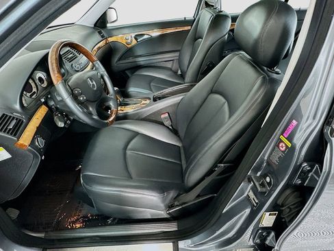 Used 2008 Mercedes-Benz E 350 4MATIC Sedan image 21