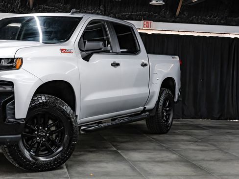 Used 2022 Chevrolet Silverado 1500 LT Trail Boss w/ Convenience Package II AWD/4WD image 6