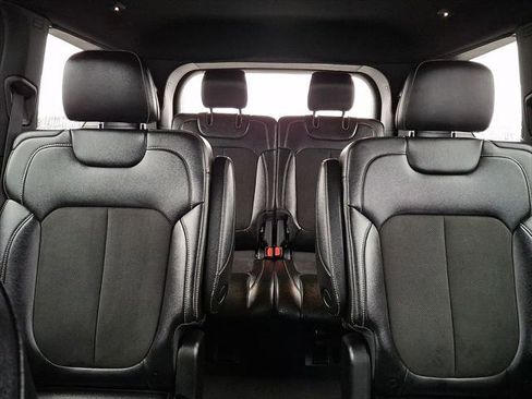 Certified 2023 Jeep Grand Cherokee L Laredo AWD/4WD image 20