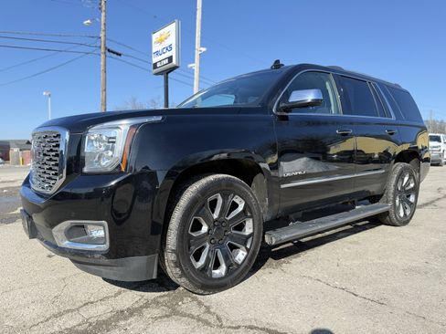 Used 2018 GMC Yukon Denali w/ Denali Ultimate Package image 2